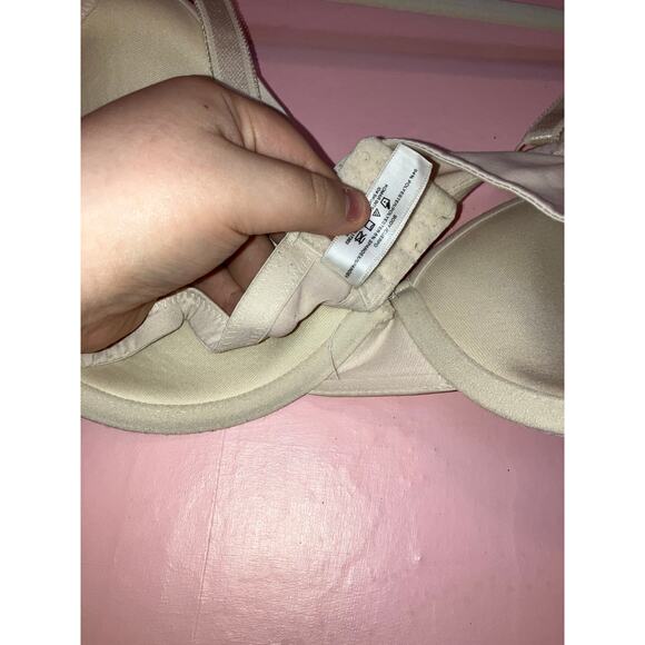 Ellen Tracy cream underwire bra size 36C - Picture 5 of 5